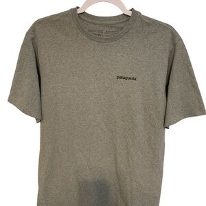 Patagonia Gray Short Sleeve Tee Casual Comfort